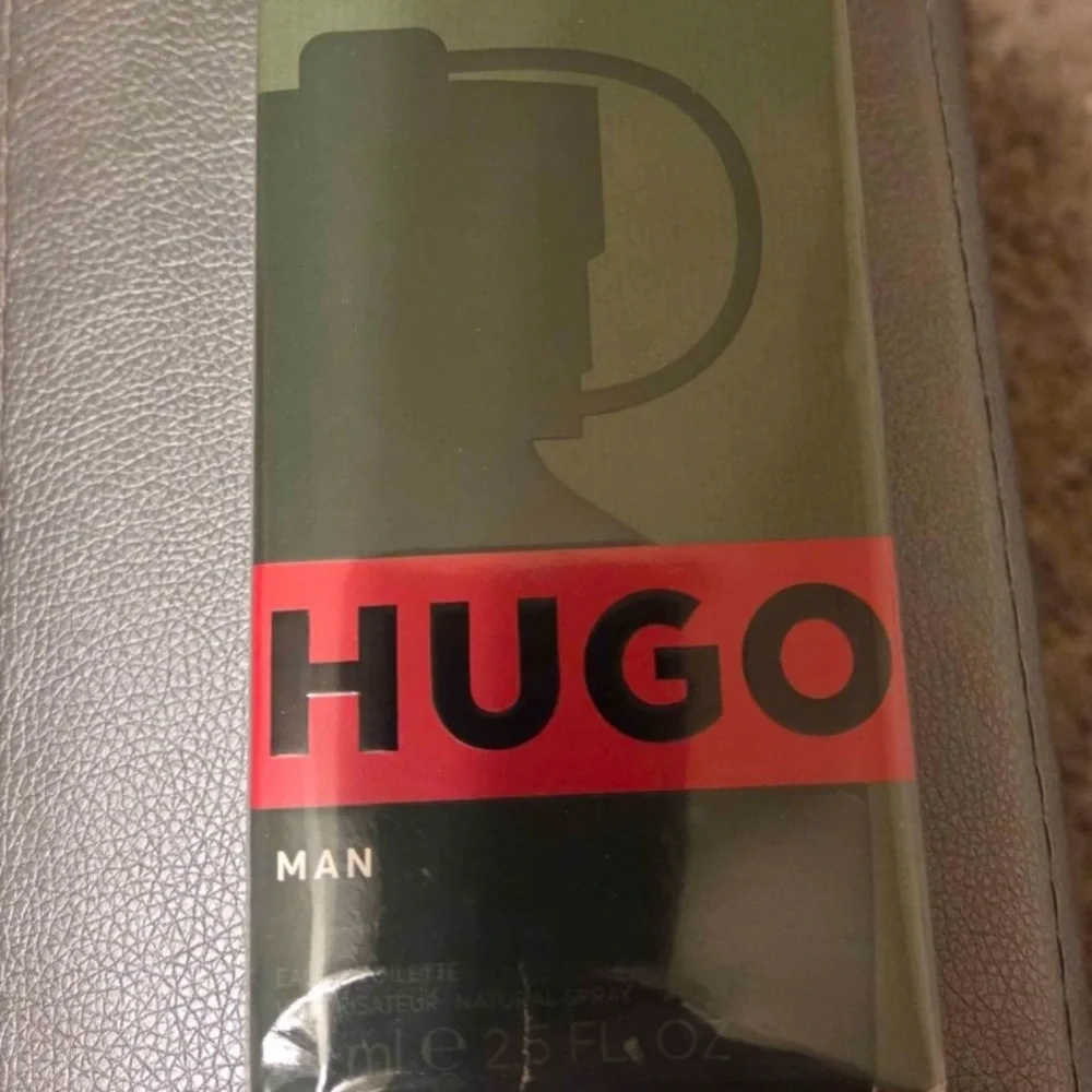 HUGO Men Fragrance Box in Olive Green and Red - Picture 3 of 3